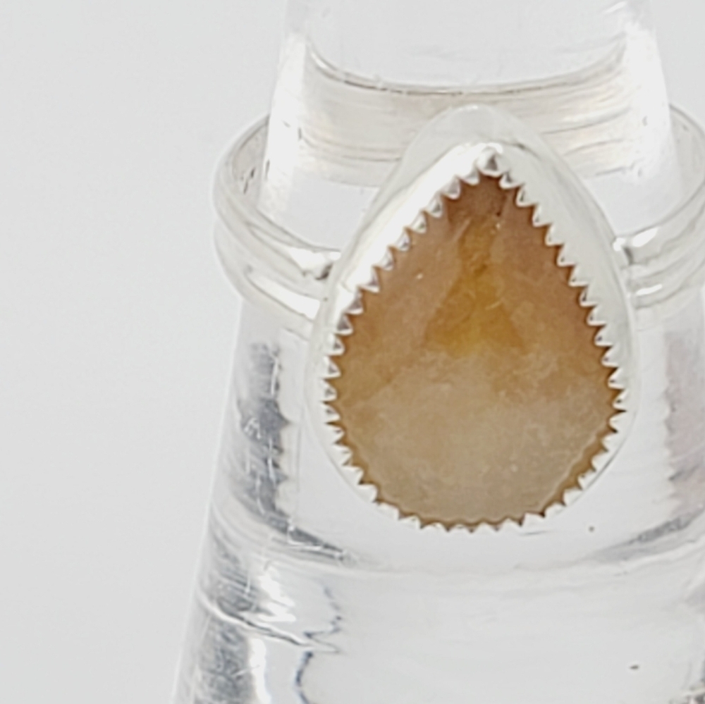 CITRINE IN A TEAR DROP SHAPE RING HANDMADE IN STERLING SILVER METAL SIZE 7.5 - Picture 4 of 5